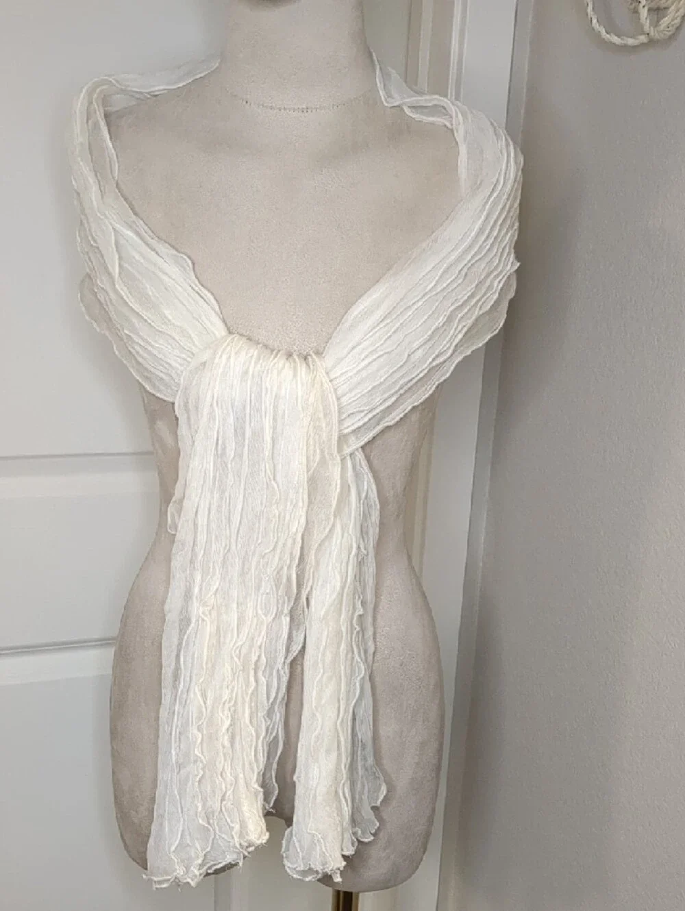Lauren Ralph Lauren Ivory Ruffled Scarf Shawl Wrap Elegant Sheer